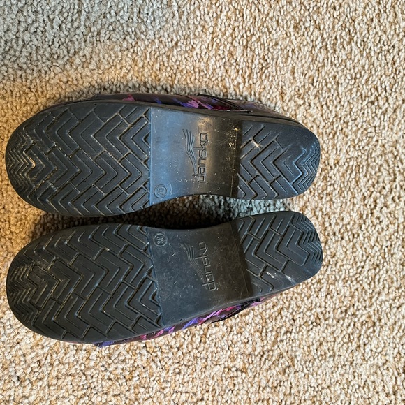 Dansko Clogs - Picture 4 of 6